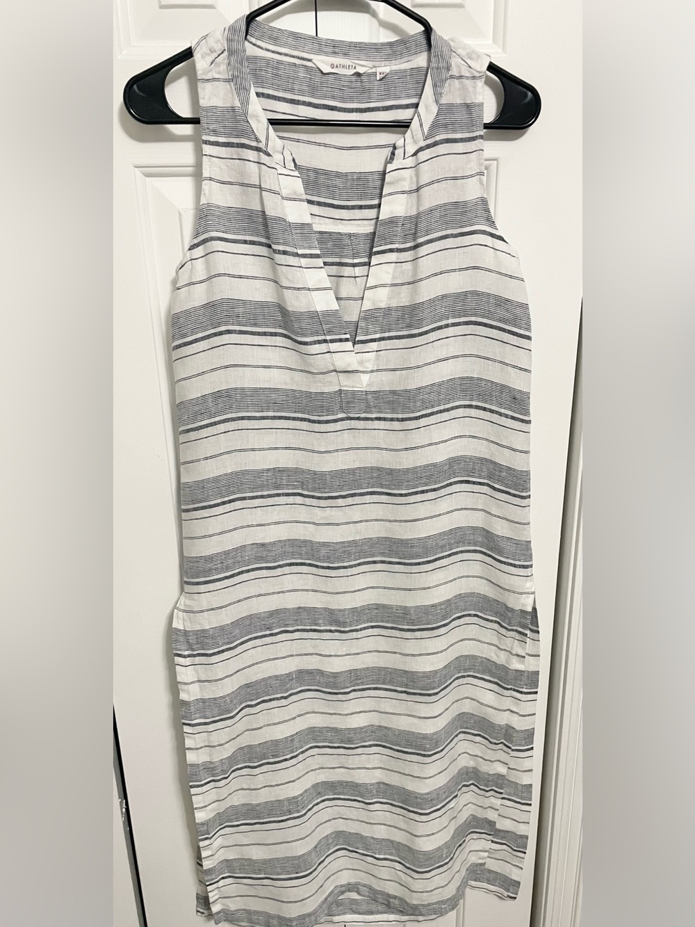 Athleta White and Gray Striped Sleeveless Maxi Dress - Picture 1 of 4